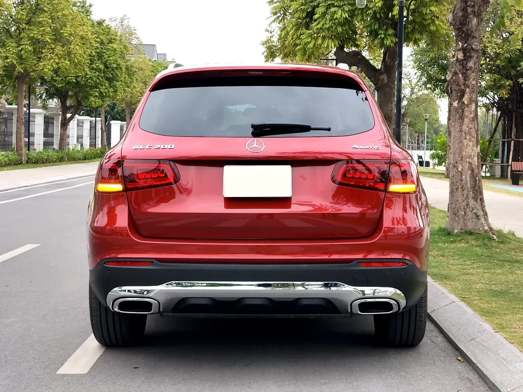 MERCEDES GLC200 2021